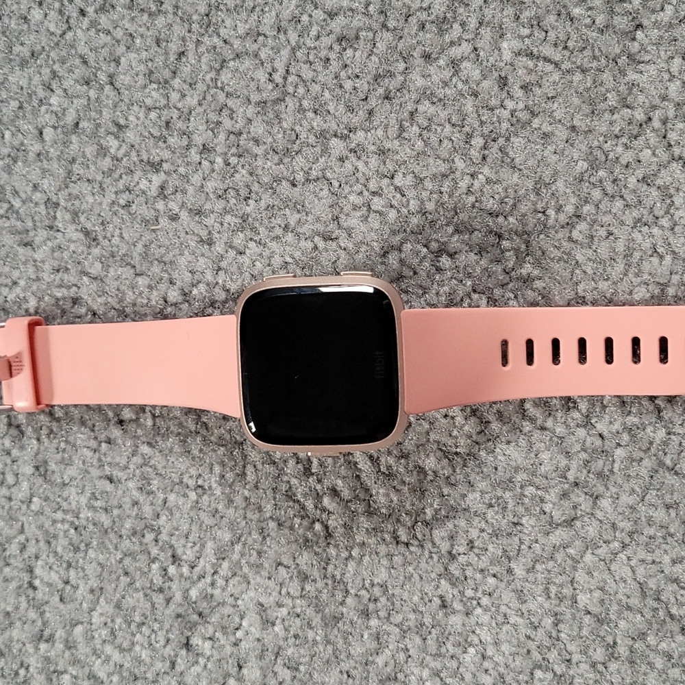 Fitbit Versa smartwatch